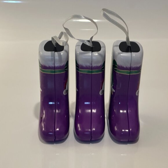 3 Collectables - M&M's Green M&M on Purple Boot Christmas Hanging Ornament - Picture 3 of 4